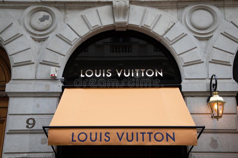 Bordeaux , Aquitaine / France - 05 12 2020 : Louis Vuitton logo
