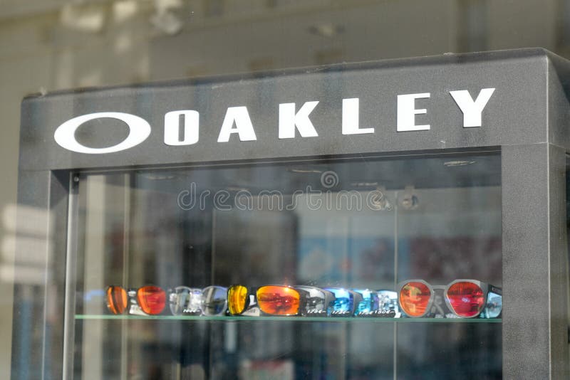 Oakley logo editorial photo. Image of holded, global - 97513271