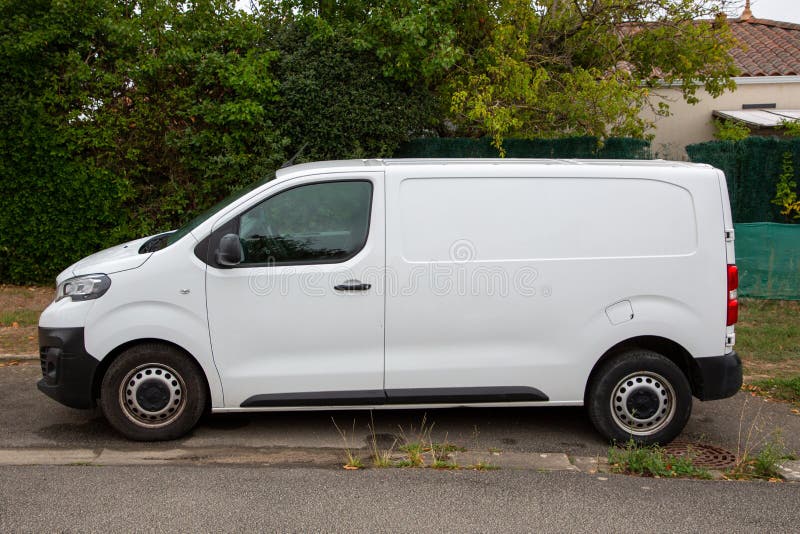 HOUSSE UTILITAIRE PEUGEOT PARTNER FRANCE HOUSSES