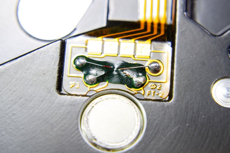 Bordo elettronico con le componenti elettriche Elettronica del materiale informatico immagini stock Bordo elettronico con le componenti elettriche Elettronica del materiale informatico immagini stock