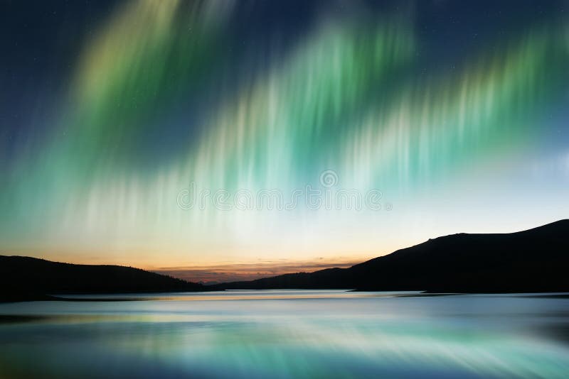 borealis αυγής στοκ φωτογραφίες με δικαίωμα ελεύθερης χρήσης borealis αυγής στοκ φωτογραφίες με δικαίωμα ελεύθερης χρήσης
