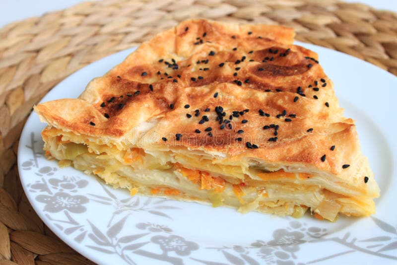Download Borek 库存照片. 图片 包括有 意大利面食, 酥皮点心, 服务, 厨房, 片式, 生气勃勃, 饥饿 - 62535294