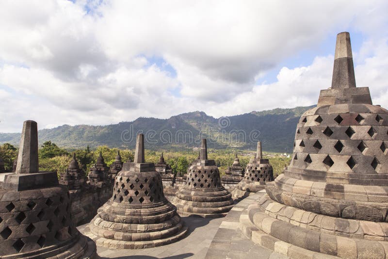 Borobudur arv i Yogyakarta, Indonesien royaltyfri foto Borobudur arv i Yogyakarta, Indonesien royaltyfri foto