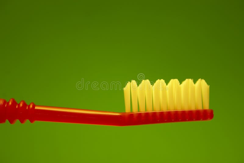 Download Borstetand arkivfoto. Bild av hål, morgon, dagligt, rött - 524004
