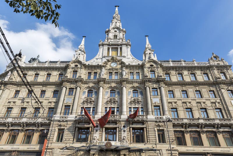 Budapest Hungary June 4 Facade Louis Stock Photo 669937513