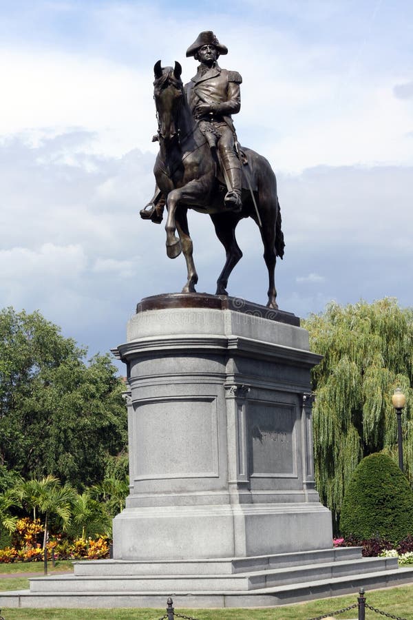 Bostonu George ma statua Washington