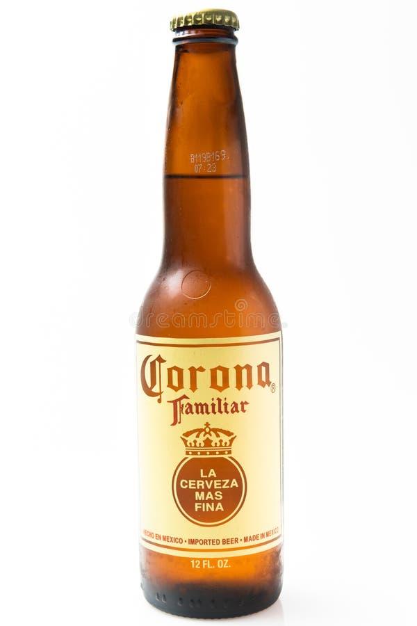 Escupir Marte olvidar Botella De Cerveza Corona Familiar Mexicana Imagen editorial - Imagen de  tiro, objeto: 157236860