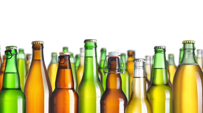 Botellas de cerveza foto de archivo libre de regalías Botellas de cerveza foto de archivo libre de regalías