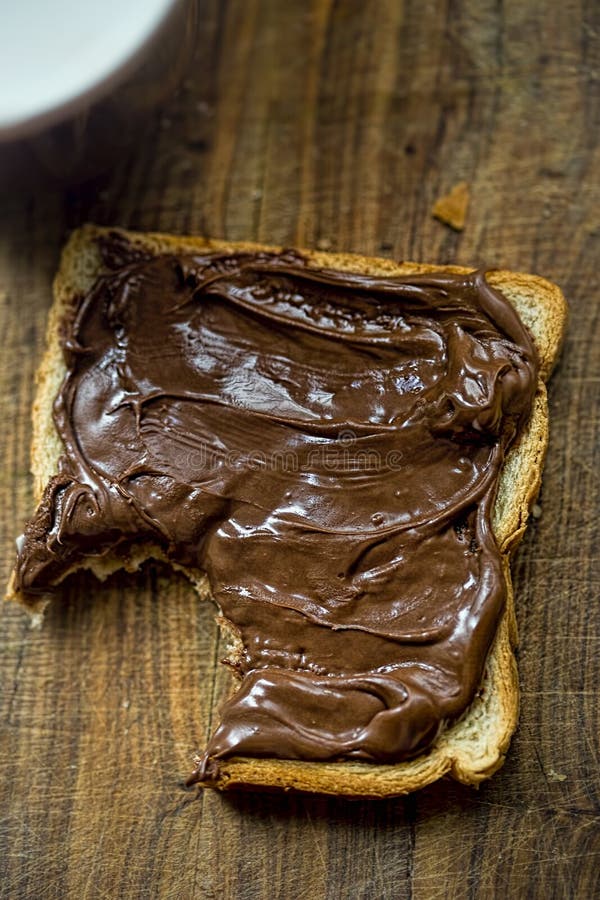 Boterham met nutella royalty-vrije stock afbeeldingen Boterham met nutella royalty-vrije stock afbeeldingen