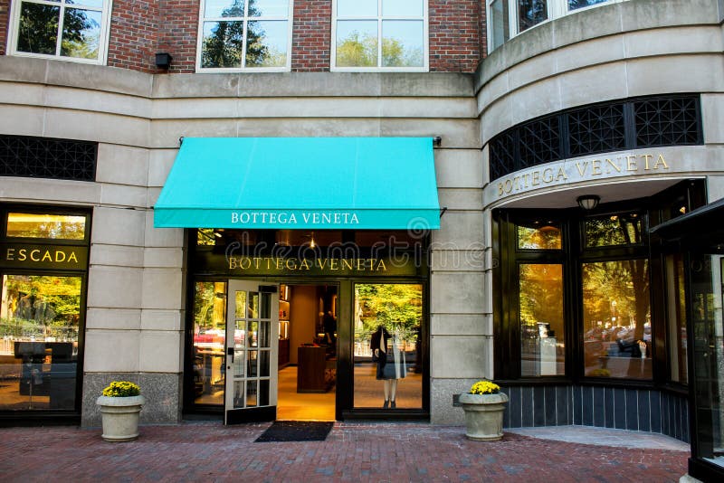 Bottega Veneta, calle de Boylston, Boston, mA foto de archivo Bottega Veneta, calle de Boylston, Boston, mA foto de archivo