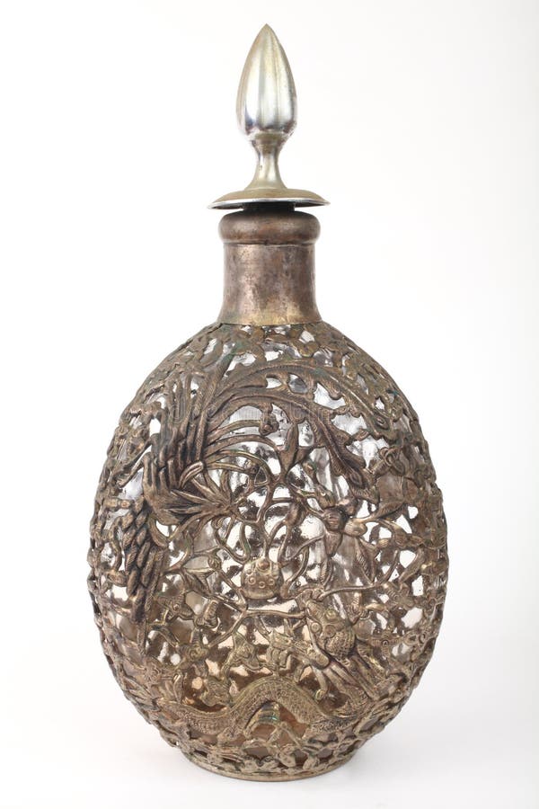 Bottiglia dell'oggetto d'antiquariato immagine stock libera da diritti Bottiglia dell'oggetto d'antiquariato immagine stock libera da diritti