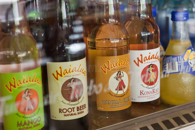 Bottiglie di birra hawaiane immagine stock libera da diritti Bottiglie di birra hawaiane immagine stock libera da diritti