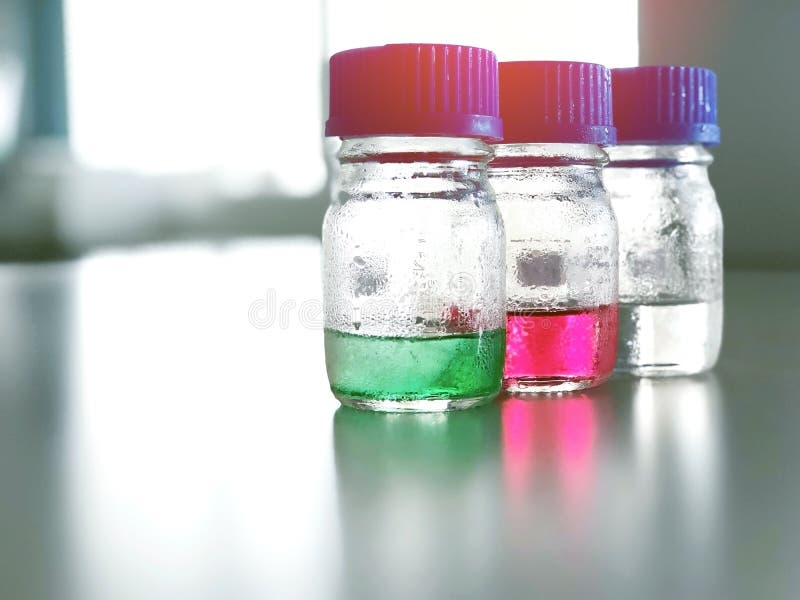 419 Buffer Solution Royalty-Free Images, Stock Photos & Pictures