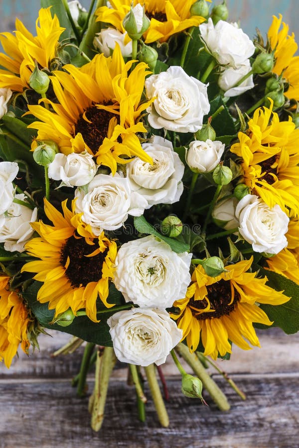 Download Bouquet Of White Roses And Sunflowers Stock Photo - Image ...