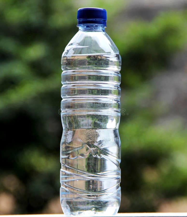  Bouteille  D eau En Plastique  Image  stock Image  du 