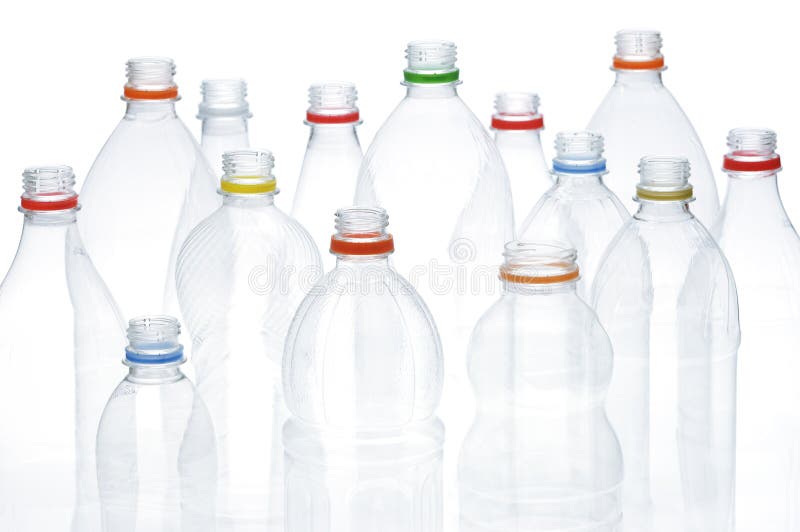 Bouteilles en plastique de boisson pour la réutilisation. photographie stock libre de droits Bouteilles en plastique de boisson pour la réutilisation. photographie stock libre de droits