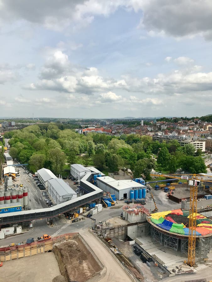 Bouwwerf Van Stuttgart  21 Bij Nacht Redactionele Stock 