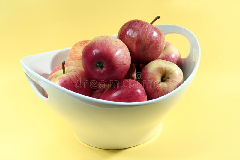 A Bowl of Apples