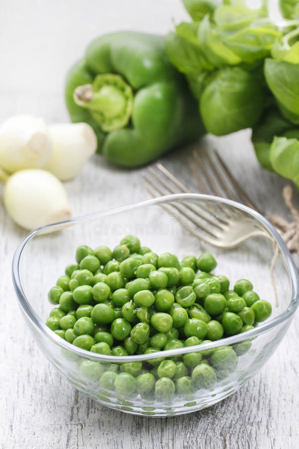 Bowl of green peas stock photo. Image of kitchen, bean - 48271574