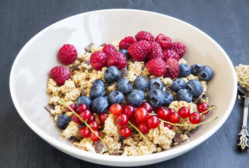 Bowl of healthy muesli with fresh berries royalty free stock image Bowl of healthy muesli with fresh berries royalty free stock image