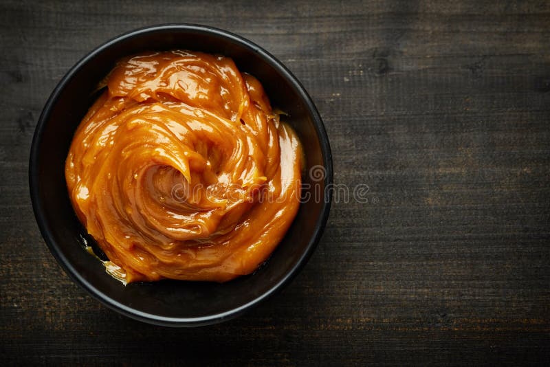 Bowl of melted caramel cream royalty free stock photo Bowl of melted caramel cream royalty free stock photo