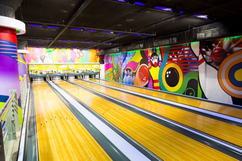 Unravel hay Accumulation 232 Bowling Room Stock Photos - Free & Royalty-Free Stock Photos from Dreamstime Unravel hay Accumulation 232 Bowling Room Stock Photos - Free & Royalty-Free Stock Photos from Dreamstime