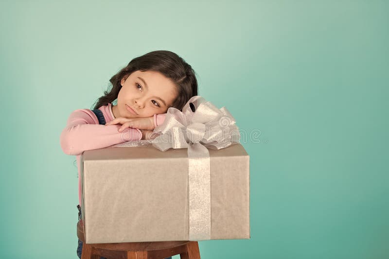 Box with Ribbon Bow and Little Girl Stock Photo - Image of trend, pack ...