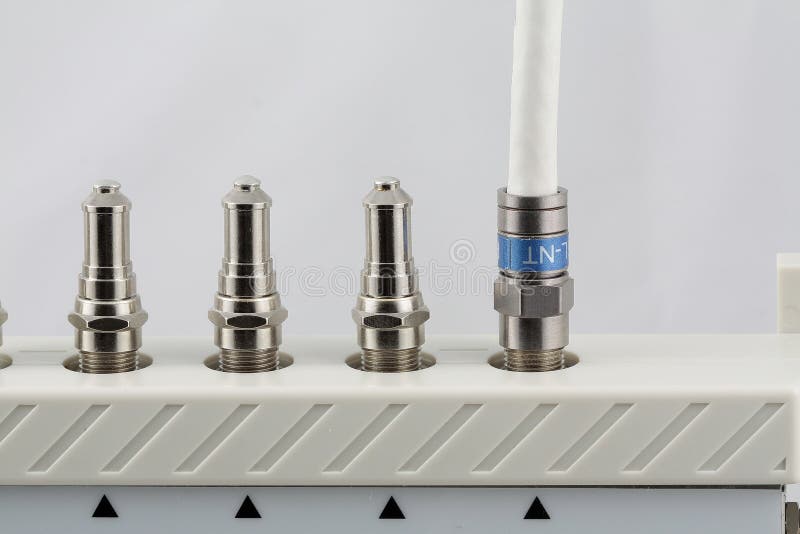 The box with singal outputs