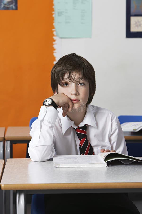 young mens shirt and tie