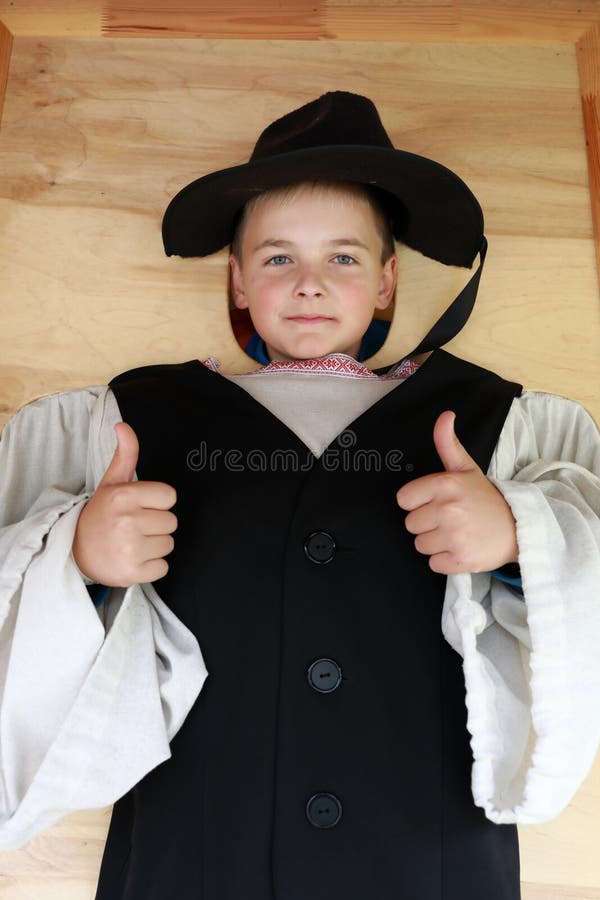 kid-in-wooden-pillory-stock-image-image-of-captive-231309175