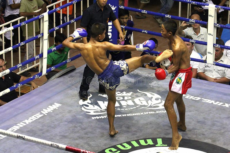 Muay thai phuket hi-res stock photography and images - Alamy