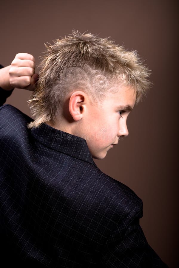 The Best 10 Year Old Boy Haircuts for A Cute Look [September. 2023]