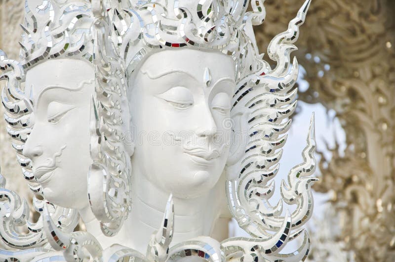 Brahma statua w Wacie Rong Khun, Tajlandia. obraz stock