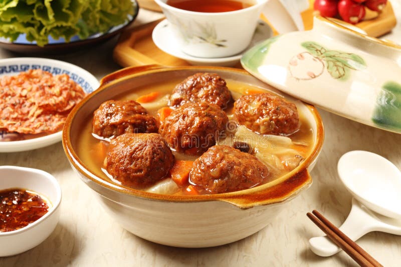 Braised pork balls in soy sauce