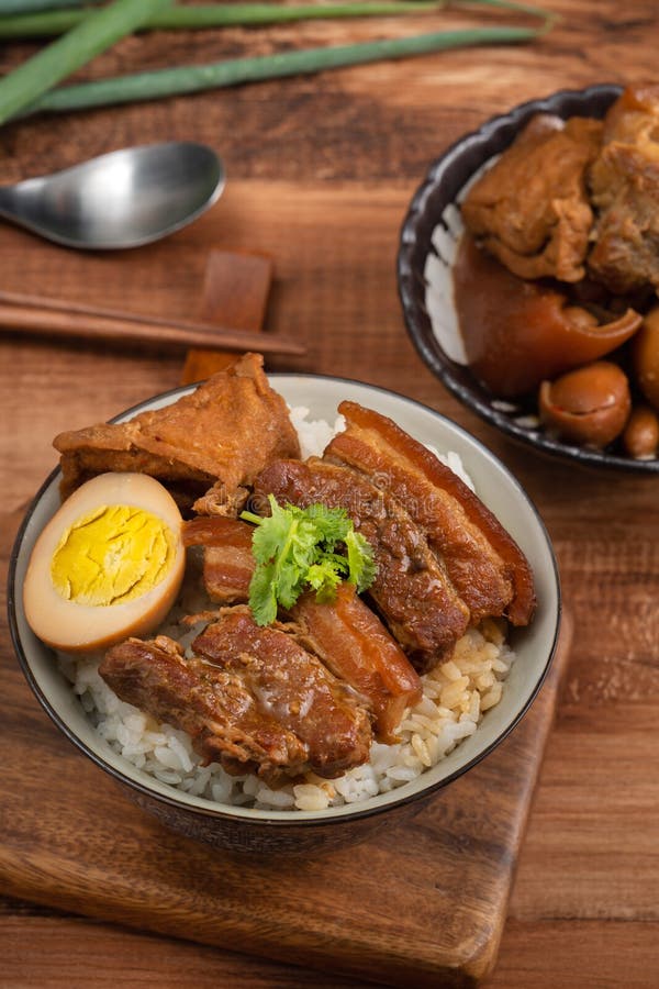 Braised Pork Belly Over Cooked Rice, Famous and Delicious Street Food