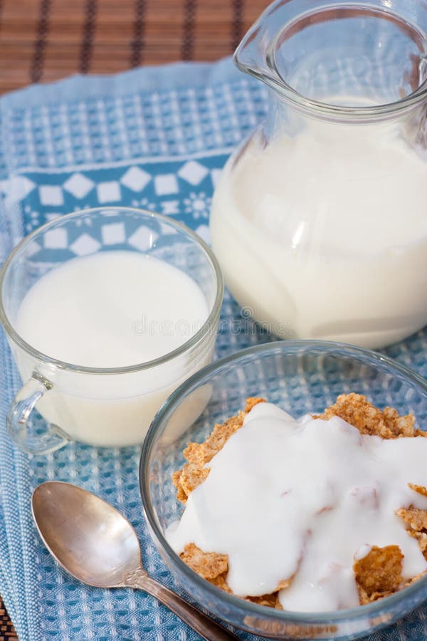 Bran flakes stock photo. Image of cereal, breakfast, bowl 32036698