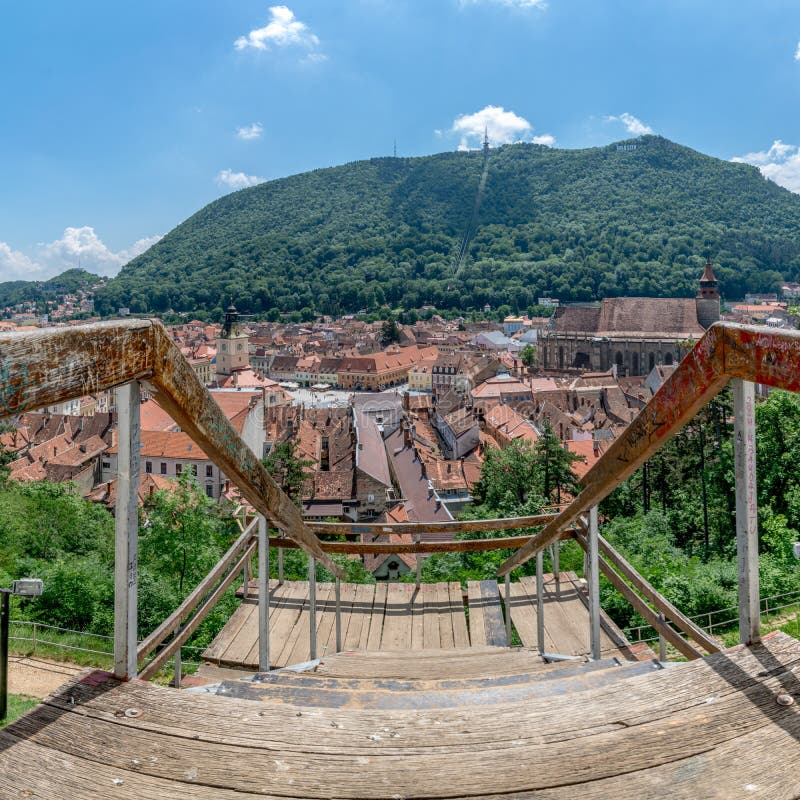 BRASOV, ROMANIA - 19 JUNE, 2018: Brasov city viewed from Brasov White Tower in Romania stock photography BRASOV, ROMANIA - 19 JUNE, 2018: Brasov city viewed from Brasov White Tower in Romania stock photography
