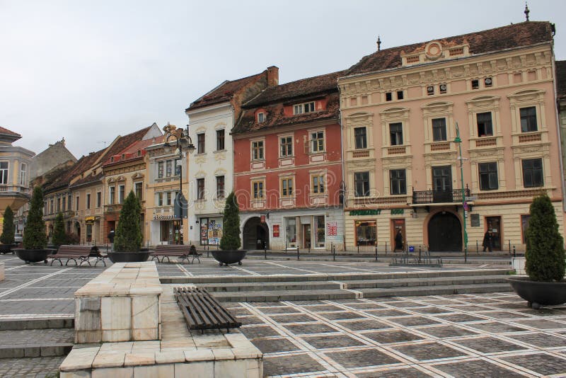 Brasov-Straßen - alte Mitte lizenzfreie stockbilder Brasov-Straßen - alte Mitte lizenzfreie stockbilder