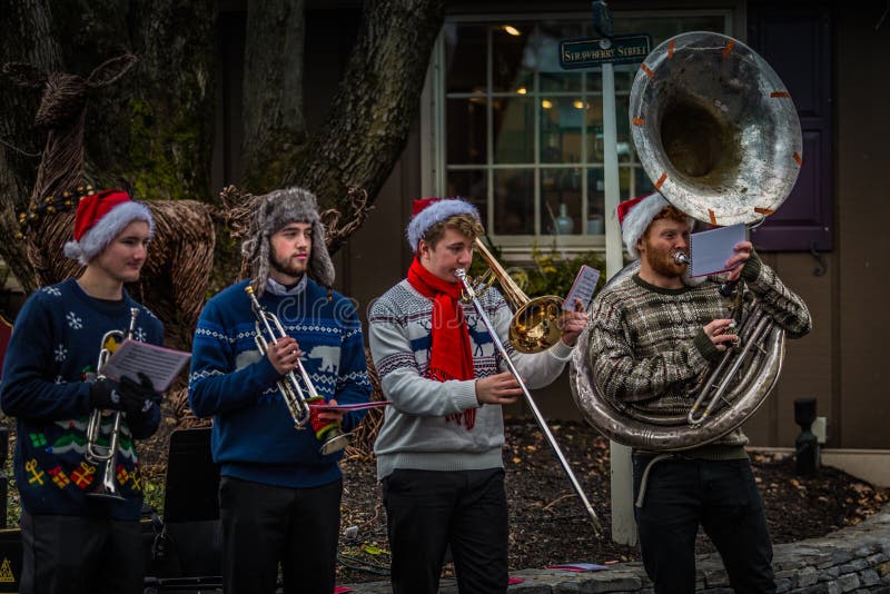 Brass Quartet Plays Music at Kitchen Kettle Editorial Image Image of