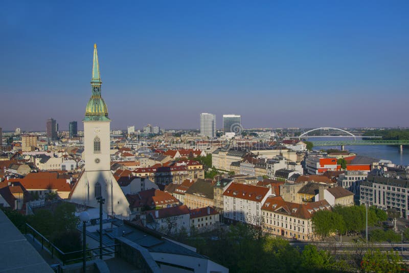 Bratislava, Slovensko letecký pohľad z hradného kopca