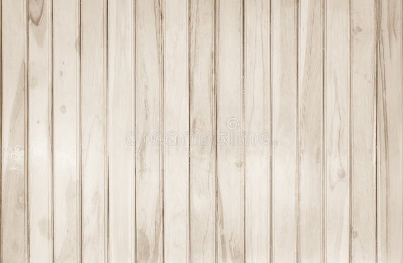 Brauner Holzputz Holzwand mit antiken Rissmöbeln aus weißem, verwittertem Wannenholz