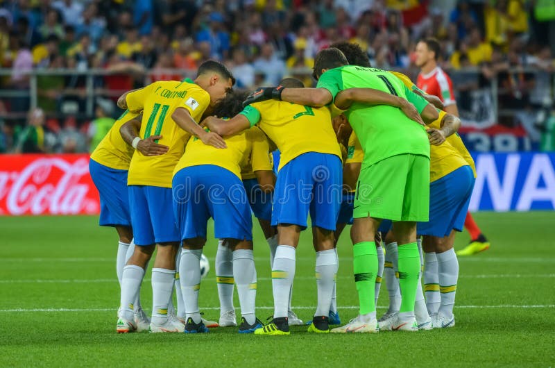 brazil national team players huddling fifa world
