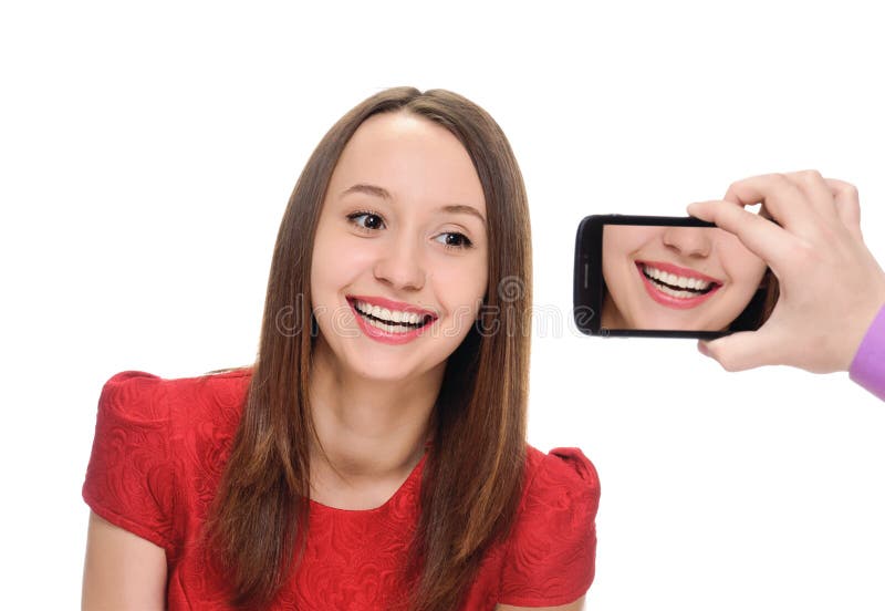 Brać fotografię z mobilnym telefonem komórkowym obrazy stock