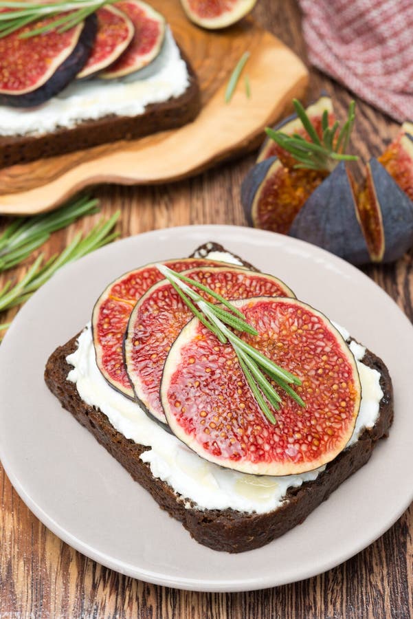 Bread with Goat Cheese, Figs, Honey and Rosemary Stock Image Image of