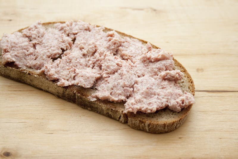 Bread with liver sausage