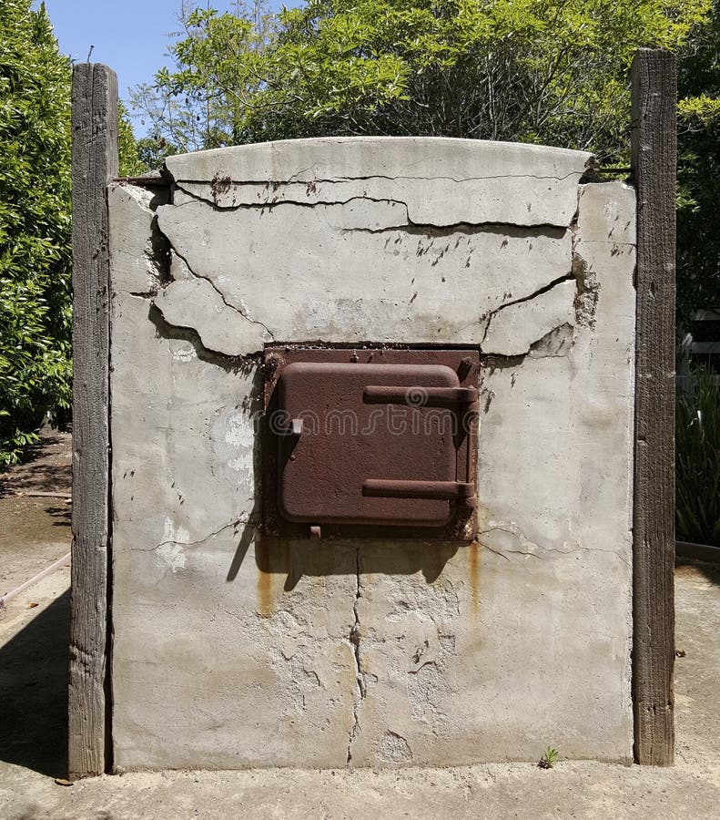Bread Outdoor Oven stock image. Image of bake, oven, green 53453189
