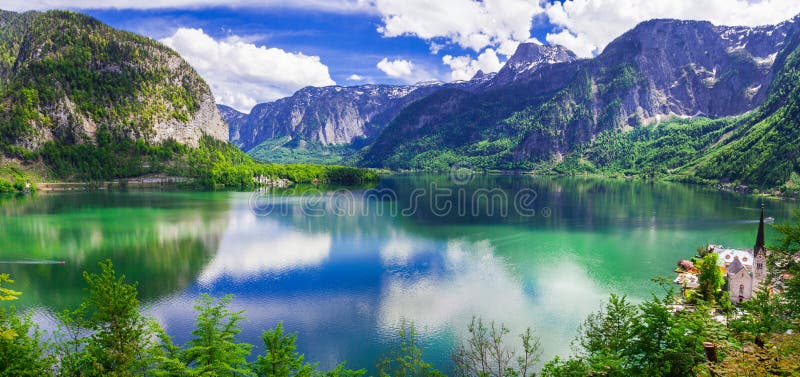 and Lakes of Austria. Hallstatt - Image of lakeside, mountains: 75601442