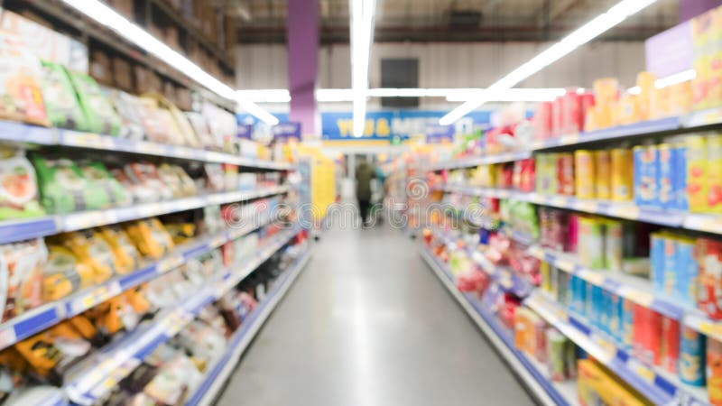 Brede mening vage motie van supermarktwarenhuis in China stock foto Brede mening vage motie van supermarktwarenhuis in China stock foto