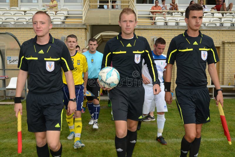 Brescia - SYFA under leken för fotboll 17 royaltyfria foton Brescia - SYFA under leken för fotboll 17 royaltyfria foton