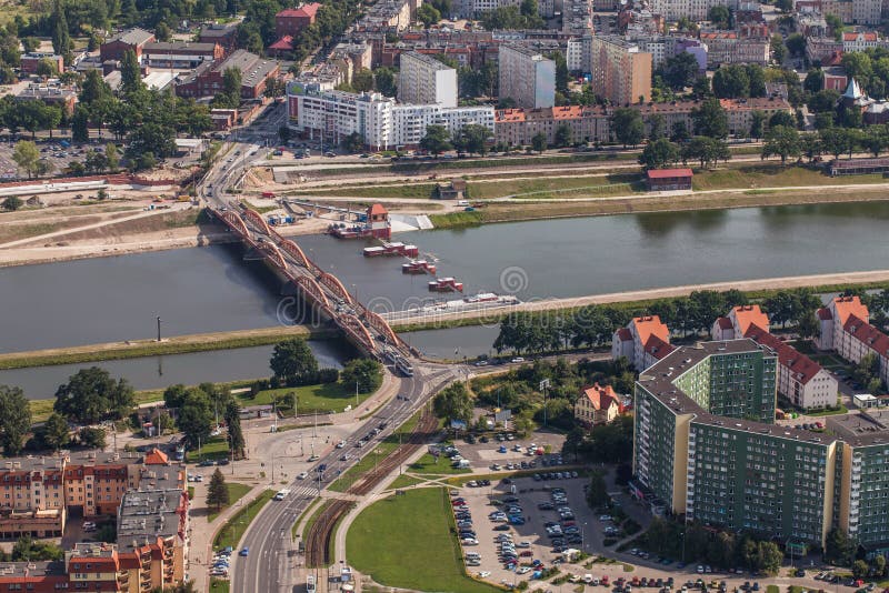 Breslau, Polen - 22. Juli 2015: Vogelperspektive von Breslau-Stadt herein stockbild Breslau, Polen - 22. Juli 2015: Vogelperspektive von Breslau-Stadt herein stockbild